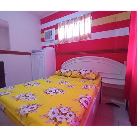 RedDoorz @ Jomckayl Apartelle Naga Zewnętrze zdjęcie
