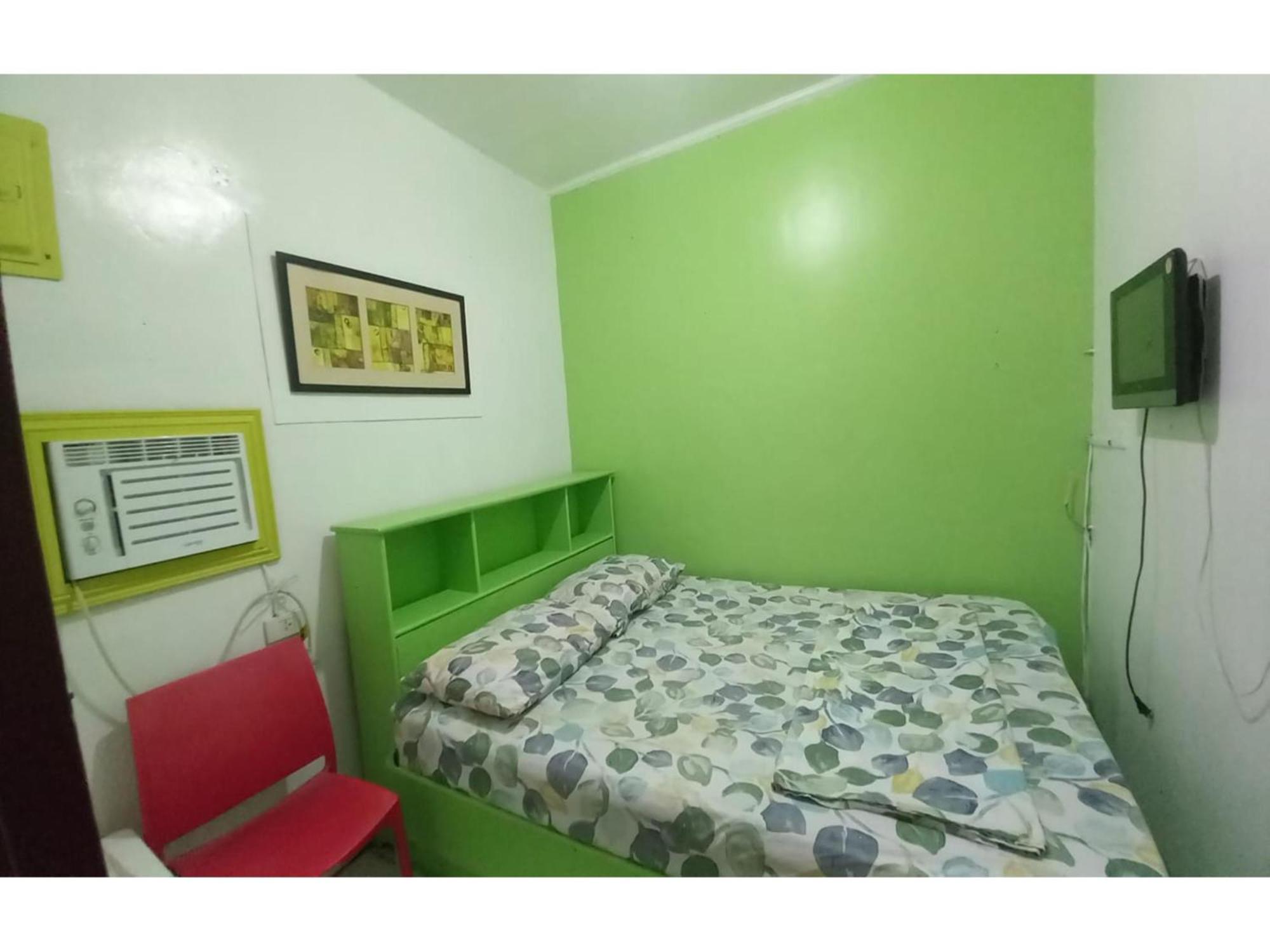 RedDoorz @ Jomckayl Apartelle Naga Zewnętrze zdjęcie