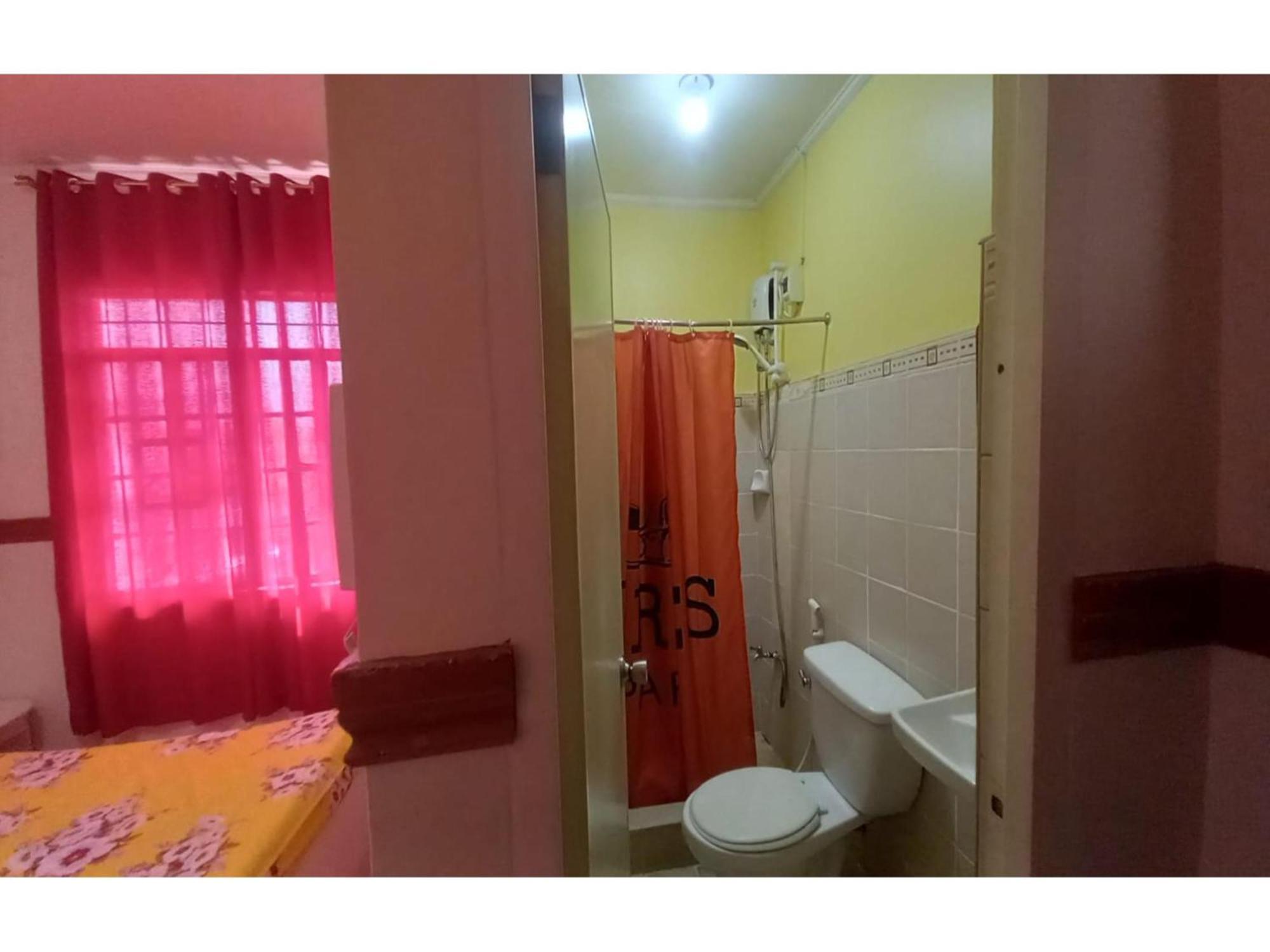 RedDoorz @ Jomckayl Apartelle Naga Zewnętrze zdjęcie